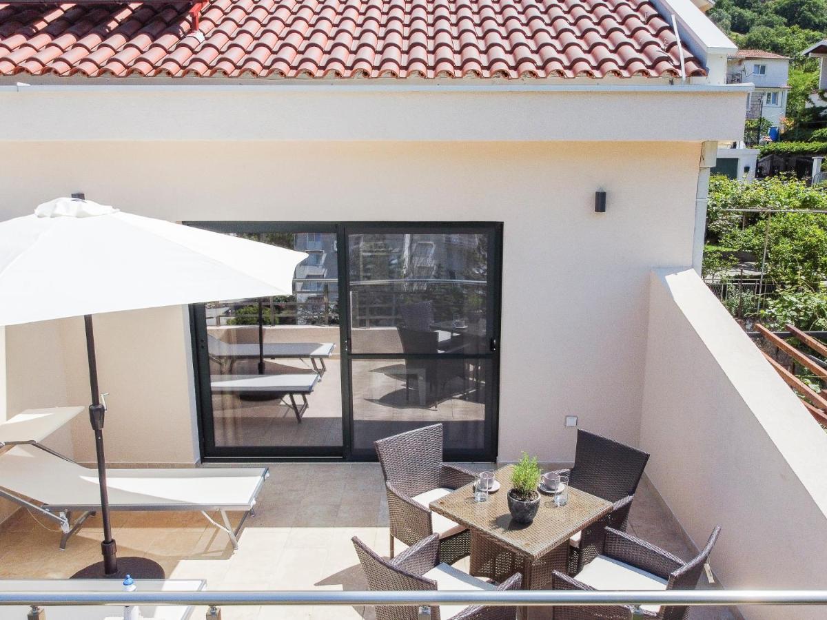 Square Point Apartments Kotor Exterior photo